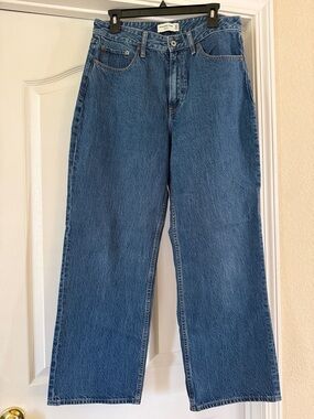 Abercrombie & Fitch Straight-Leg Jeans - Blue
